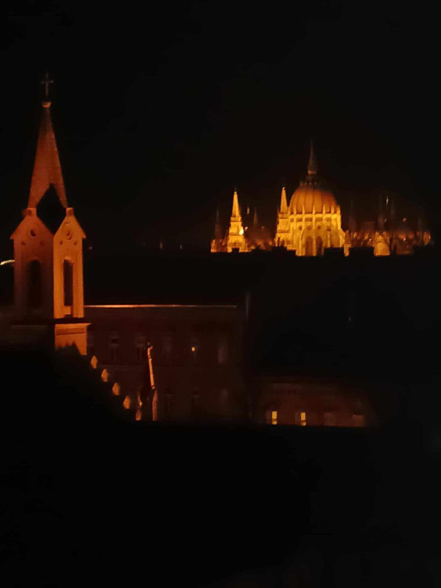 Cozy Panorama At The Castle Apartment Budapest Ngoại thất bức ảnh